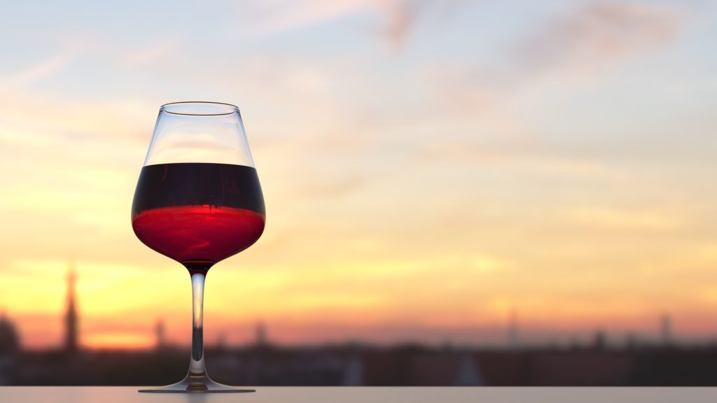 ワイングラスおすすめ11選｜ほころぶ香りに思わずうっとり。初めての1脚を賢く選んで、ワインライフをぐっと豊かに。
